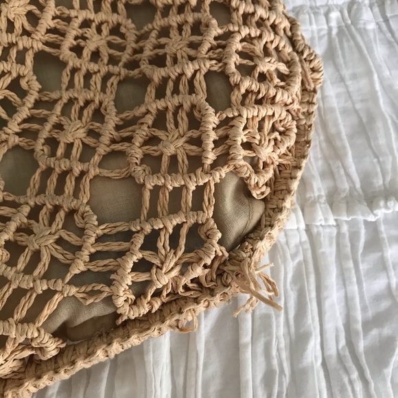 The cutest vintage bamboo straw bag - Picture 3 of 3